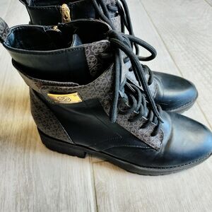 Daisy Fuentes Black Lace Up Boots with Sturdy Sole